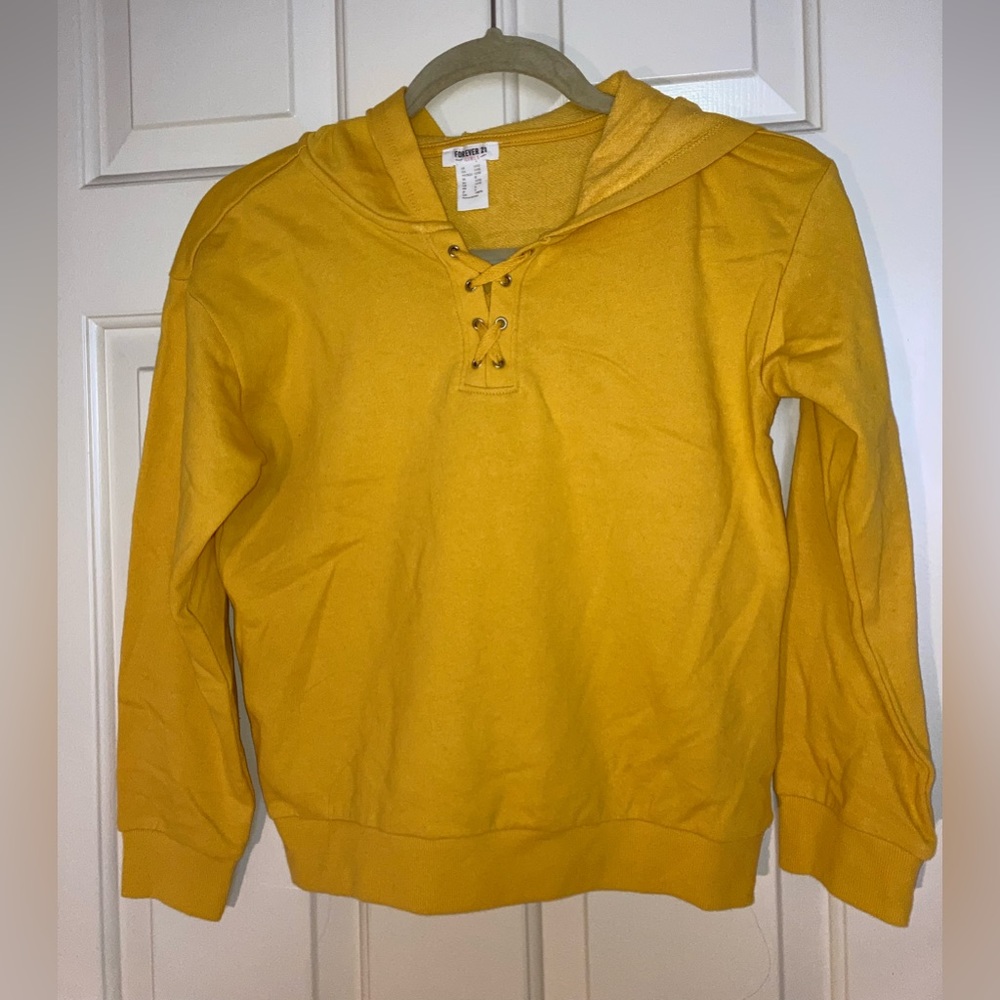 Forget 21 Hoodie, Girls large, new without tags